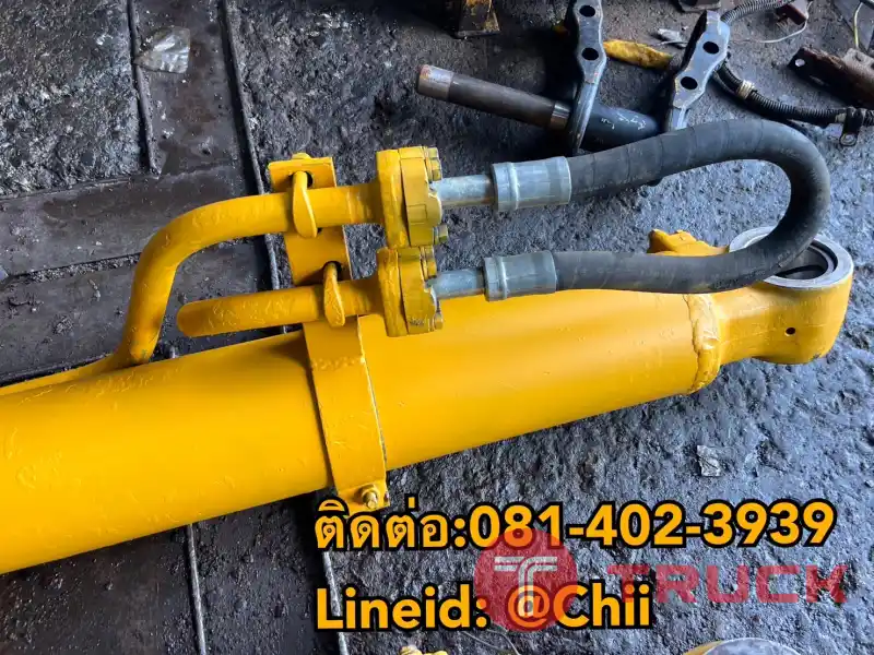 กระบอกยก pc200-7 komatsu ขายอะไหล่แบคโฮ 0814023939