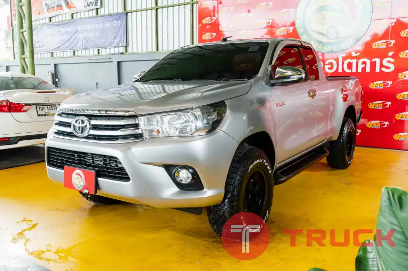 Toyota Hilux Revo Cab 4x4 ปี2016 เครื่อง2.4 Toyota Hilux Revo Cab 4x4 ปี2016 เครื่อง2.4