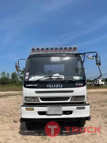 10 ล้อหัวลาก 2 เพลา ISUZU DECA 270 แรง ปี 47 EURO 2