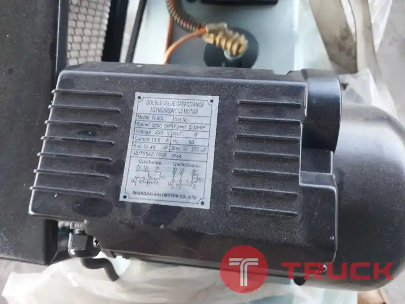 ปั๊มลมใหม่ ไฟ220V. 200ลิตร 25,000บาท โทร : 094-7899445 ปั๊มลมใหม่ ไฟ220V. 200ลิตร 25,000บาท โทร : 094-7899445