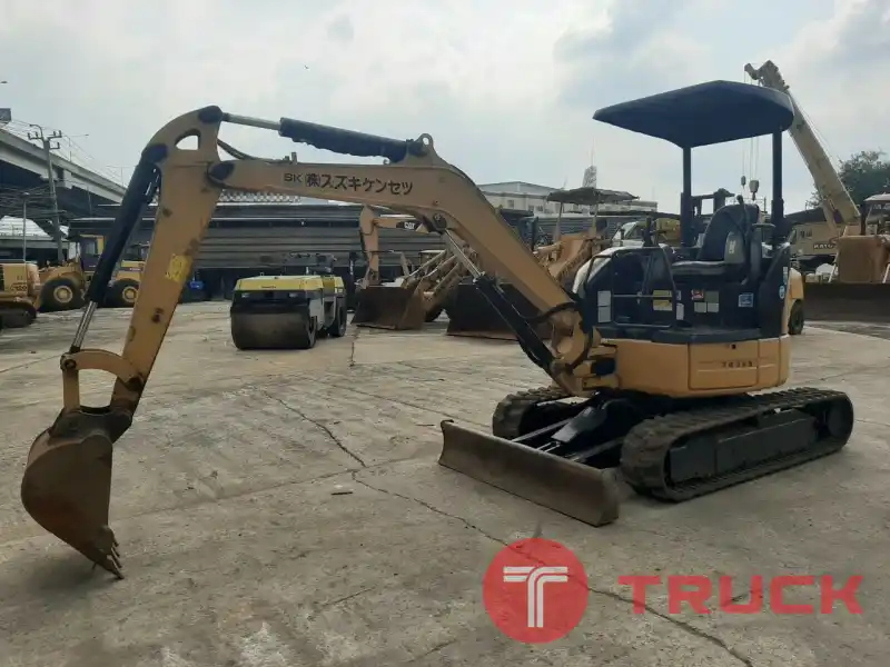 CAT303CCR นำเข้าจากญี่ปุ่น สภาพพร้อมใช้งาน โทร 089-0080077,089-0050007,086-0044333,065-8844400 www.sangenjp.com www.nmc99.com