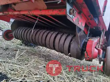 เครื่่องม้วนฟาง TAKAKITA รุ่นใหม่ สภาพสวย อุปกรณ์ครบ มือ2จากญี่ปุ่น ราคา 125,000บาท โทร : 094-7899445