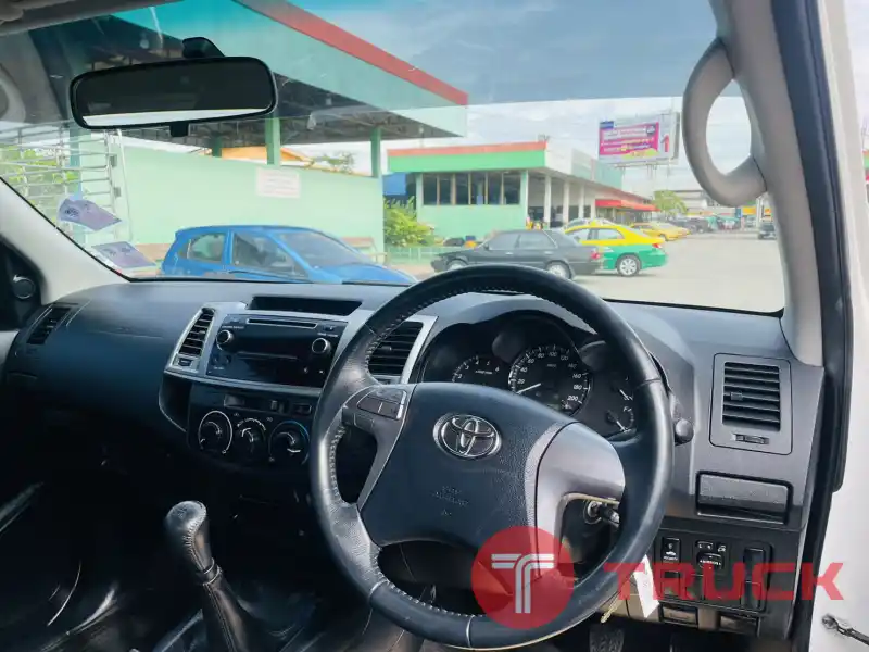 Toyota Hilux Vigo champ Cab (E) ปี2014จด2015 เครื่อง2.5 Toyota Hilux Vigo champ Cab (E) ปี2014จด2015 เครื่อง2.5