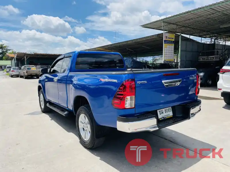 Toyota Hilux Revo Prerunner Cab (E) ปี2015 เครื่อง2.4 Toyota Hilux Revo Prerunner Cab (E) ปี2015 เครื่อง2.4