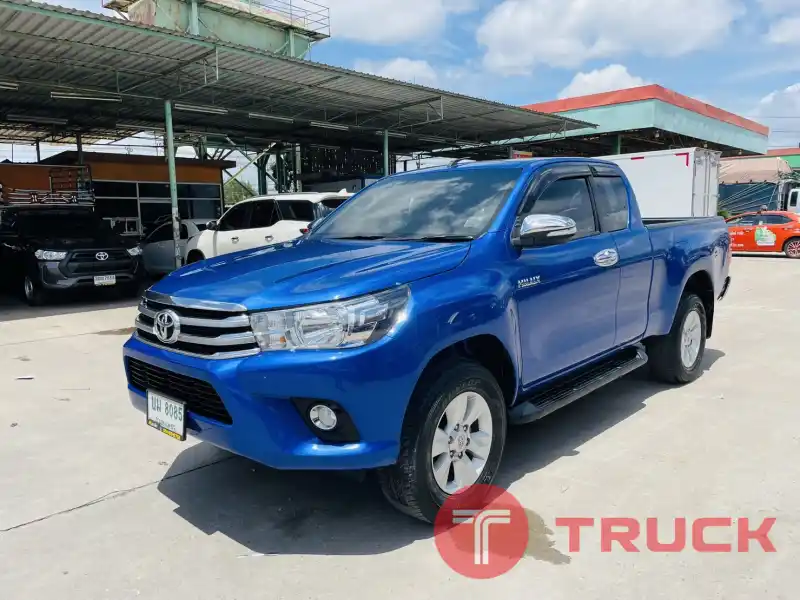Toyota Hilux Revo Prerunner Cab (E) ปี2015 เครื่อง2.4 Toyota Hilux Revo Prerunner Cab (E) ปี2015 เครื่อง2.4