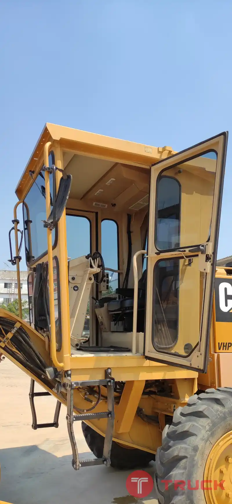 ขายรถเกรด CAT 120K พร้อมใช้งาน ขายรถเกรด CAT 120K พร้อมใช้งาน