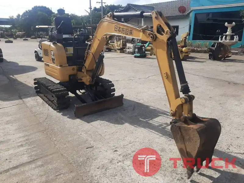 รถขุด CAT 301.5 ขนาดเล็ก พร้อมใช้งาน ชั่วโมงทำงานน้อย รถนำเข้าจากญี่ปุ่น