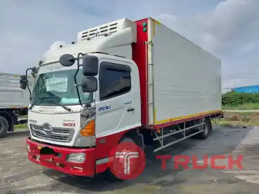 HINO 175 hp 6.5m หกล้อตู้เย็น