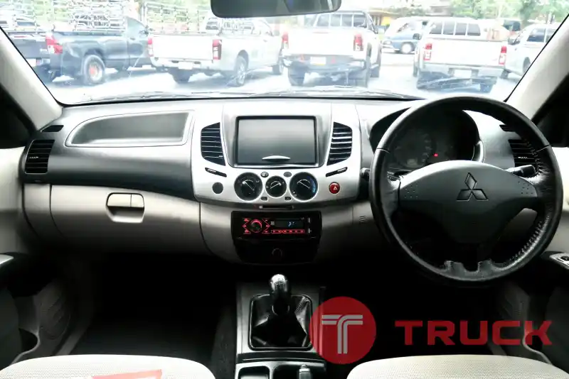 Mitsubishi Triton cab ปี2012 เครื่อง2.5 Mitsubishi Triton cab ปี2012 เครื่อง2.5