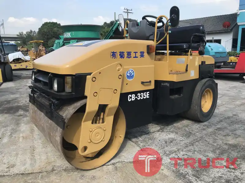 รถบด CAT CB-335E รถสวยมาก พร้อมใช้งาน นำเข้าจากญี่ปุ่น ชั่วโมงการทำงานน้อย