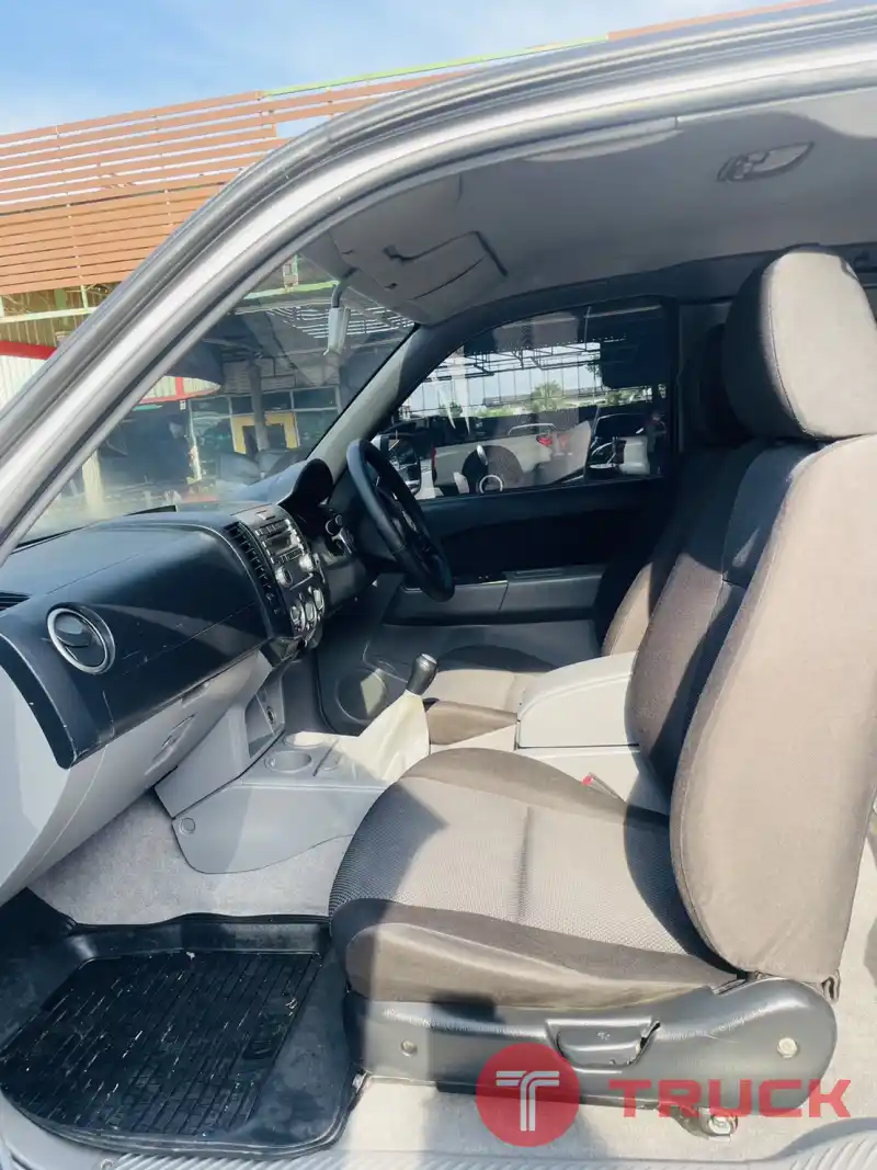 Mazda BT-50 Cab ปี2011 เครื่อง2.5 Mazda BT-50 Cab ปี2011 เครื่อง2.5
