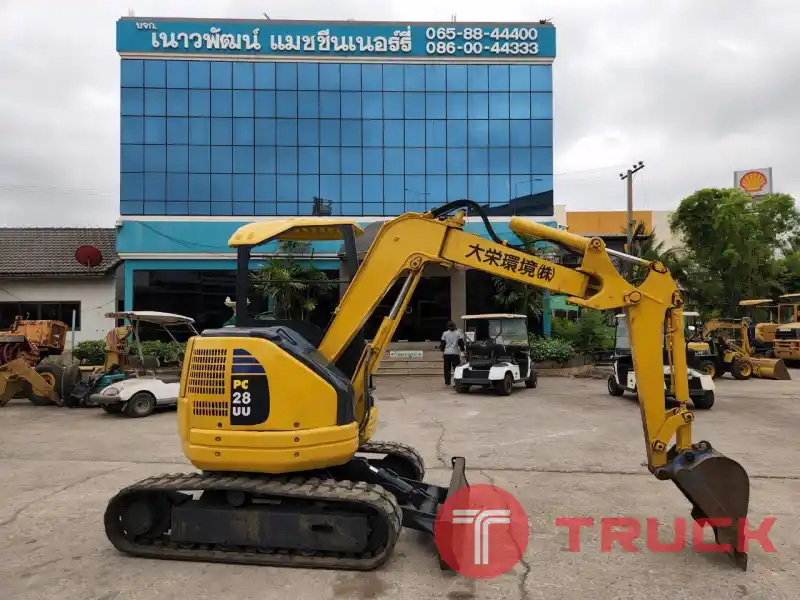 รถขุด KOMATSU PC28UU-2 พร้อมใช้งาน ชั่วโมงทำงานน้อย นำเข้าจากญี่ปุ่น