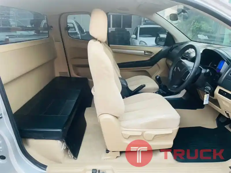 All new Isuzu D-max cab ปี2012จด2013 เครื่อง2.5 All new Isuzu D-max cab ปี2012จด2013 เครื่อง2.5