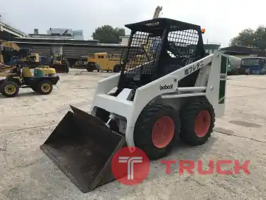 รถตัก BOBCAT 643 พร้อมใช้งาน นำเข้าจากญี่ปุ่น ใช้งานมาน้อยไม่เคยใช้ในไทย