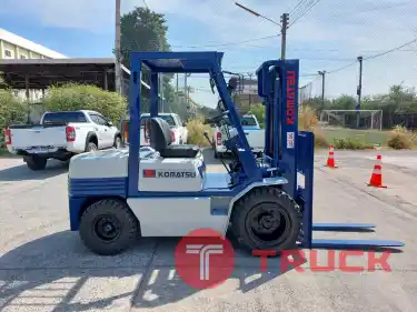 ขายรถโฟล์คลิฟท์มือสอง KOMATSU FD30-11