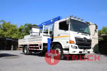 หกล้อตู้สิบบาน HINO VICTOR 500 240 แรงม้า ปี59
