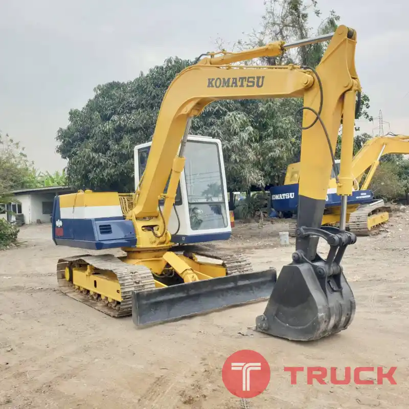 แบคโฮ KOMATSU PC60-6