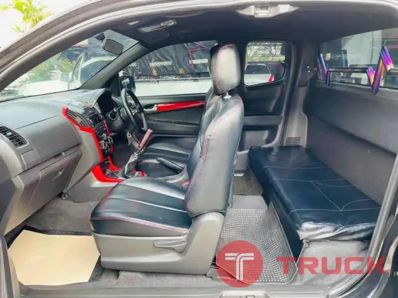 Isuzu D-max x-series Cab ปี2013จด2014 เครื่อง2.5 Isuzu D-max x-series Cab ปี2013จด2014 เครื่อง2.5