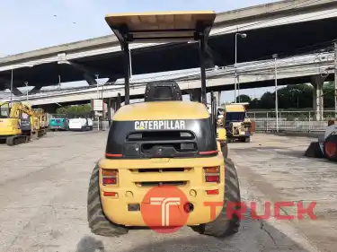 รถตักมือสอง CAT 902B นำเข้าจากญี่ปุ่นแท้พร้อมใช้งาน ชั่วโมงทำงานน้อย