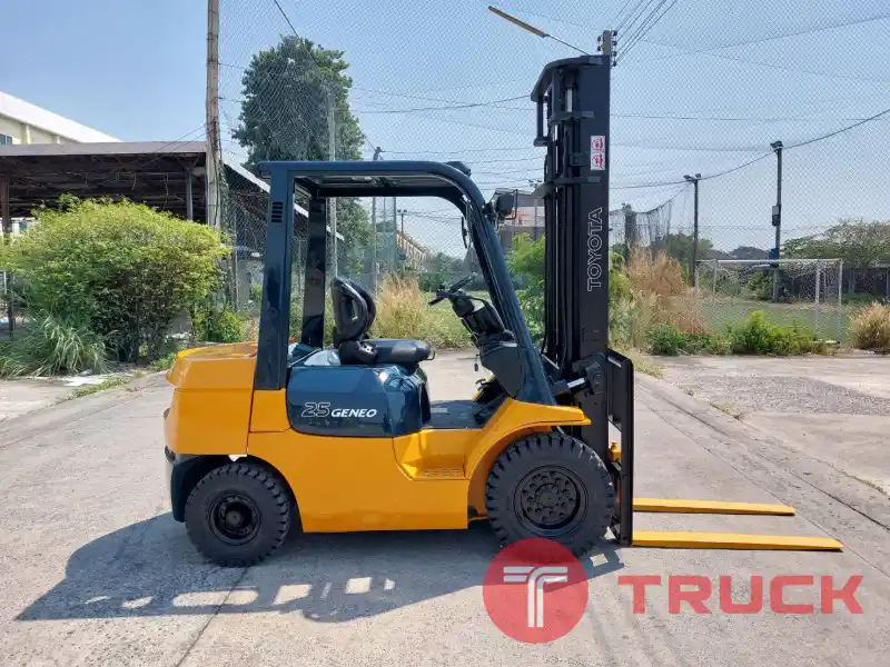 ขายรถโฟล์คลิฟท์มือสอง TOYOTA 7FD25V40