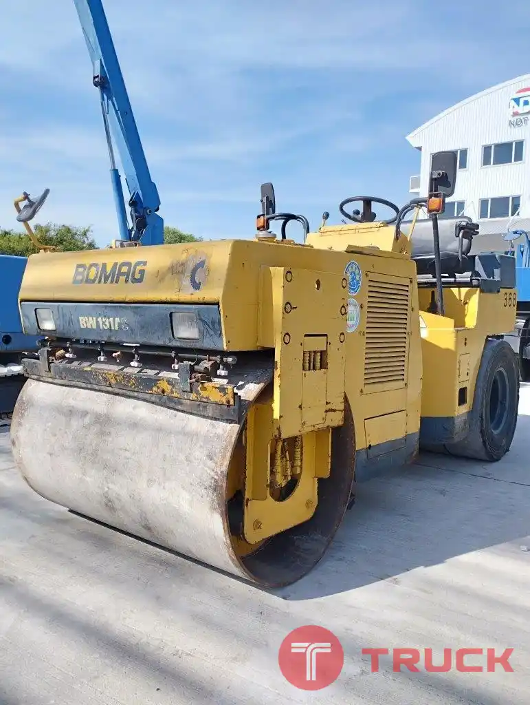 Bomag BW131ACW รถบดสั่นสะเทือน จากญี่ปุ่น โทร.080-6565422 (หนิง)