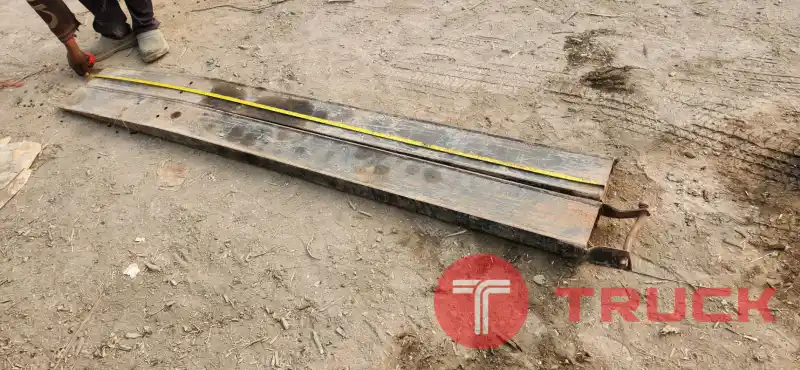 ขาย ปลอกงา สำหรับ รถยก โฟล์คลิฟต์ ขนาด 2 ตัน ยาว 2.2 เมตร คุ่ละ 8,500 บาท