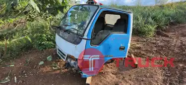 ขาย หัวเก๋ง ISUZU หกล้อ NKR เก่านอก เกียร์ธรรมดา ยกหัวได้ ราคา 29,000 บาท
