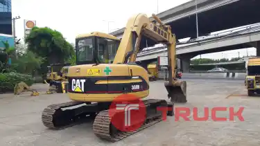 รถแทรคเตอร์มือสอง CAT D3B รถใช้งานมาน้อย นำเข้าจากญี่ปุ่นไม่เคยใช้ในไทย