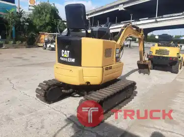 รถขุดมือสอง CAT 301.5 ขนาดเล็ก นำเข้าจากญี่ปุ่นพร้อมทำงาน