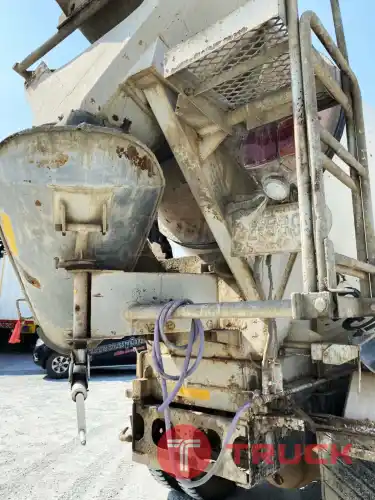 สิบล้อโม่ปูน HINO QDR 500 330 แรงม้า ปี57