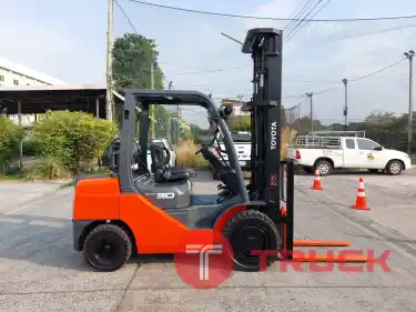ขายรถโฟล์คลิฟท์มือสอง TOYOTA 8FG30V60