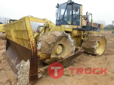 รถดันล้อเหล็ก KOMATSU รุ่น WF450T-1 รถดันขยะ ดันดิน ดันกากอ้อย