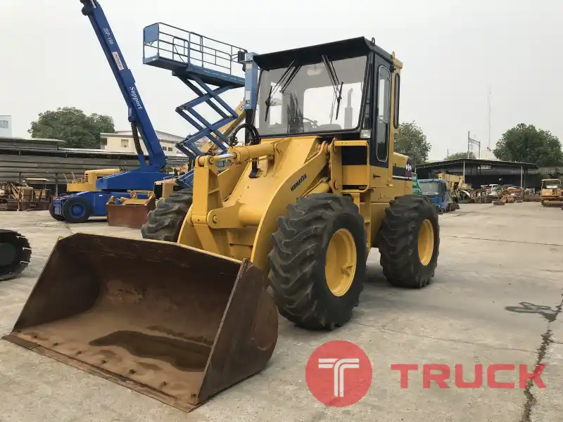 รถตักมือสอง KOMATSU WA150 ขนาดเท่ากับ 515-2 รถสวยมากนำเข้าจากญี่ปุ่น ไม่เคยใช้งานในไทย รถตักมือสอง KOMATSU WA150 ขนาดเท่ากับ 515-2 รถสวยมากนำเข้าจากญี่ปุ่น ไม่เคยใช้งานในไทย