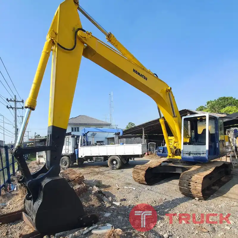 แบคโฮ KOMATSU PC200-5