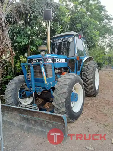 Ford 8210