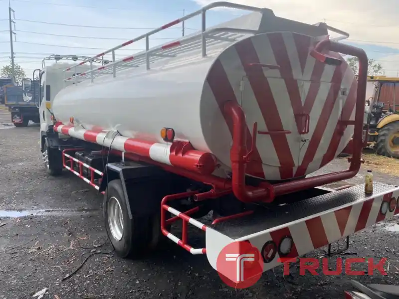 ขายรถ6ล้อบรรทุกน้ำ ISUZU รุ่น FRR 190 ปี58 บรรทุกน้ำ6,500ลิตร พร้อมใช้งาน ขายรถ6ล้อบรรทุกน้ำ ISUZU รุ่น FRR 190 ปี58 บรรทุกน้ำ6,500ลิตร พร้อมใช้งาน