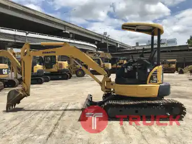 Komatsu PC35MR-2 นำเข้าจากญี่ปุ่น สภาพพร้อมใช้งาน โทร 089-0080077,089-0050007,086-0044333,065-8844400 www.sangenjp.com www.nmc99.com