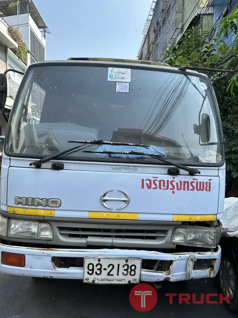 รถ 6 ล้อ HINO FC3JJKA ปี 2540 รถ 6 ล้อ HINO FC3JJKA ปี 2540