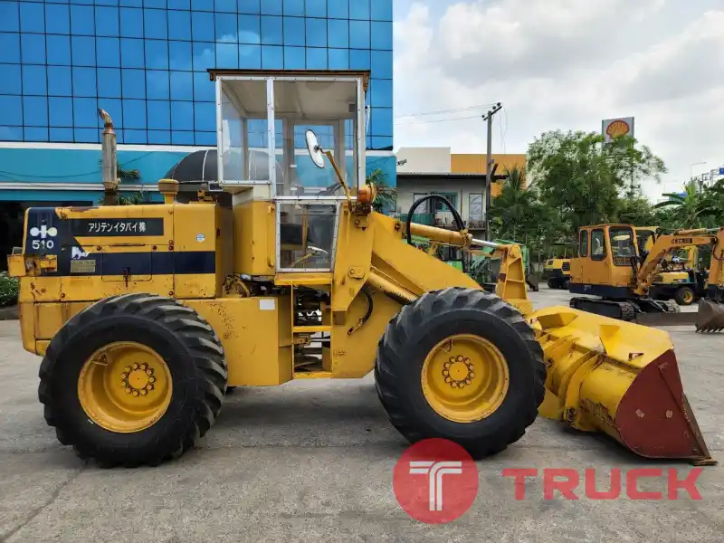 รถตักมือสอง KOMATSU 510 รถสวยมากนำเข้าจากญี่ปุ่น ไม่เคยใช้งานในไทย รถตักมือสอง KOMATSU 510 รถสวยมากนำเข้าจากญี่ปุ่น ไม่เคยใช้งานในไทย
