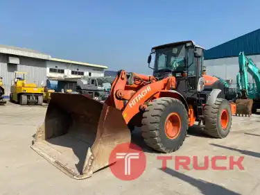 Hitachi ZW180-5B ปี2016 รถตัก 3 คิว จากญี่ปุ่น โทร. 080-6565422 (หนิง)