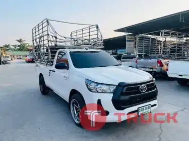 Toyota Hilux Revo ตอนเดียวเพลาลอย ปี2021 เครื่อง2.8 Toyota Hilux Revo ตอนเดียวเพลาลอย ปี2021 เครื่อง2.8