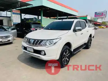 Mitsubishi Triton Plus 4ประตู 4x4 ปี2015 เครื่อง2.4
