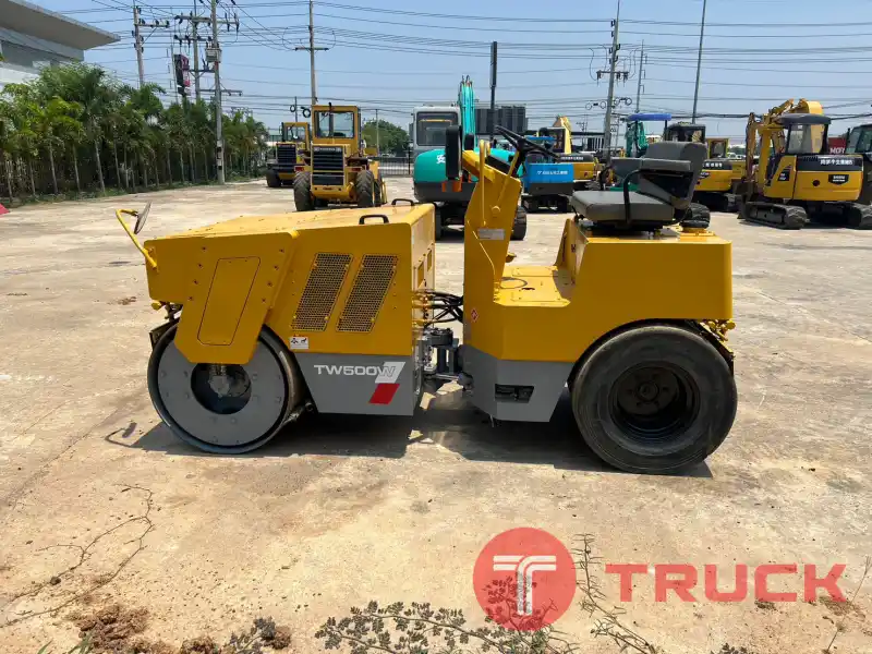 Sakai TW500W นำเข้าจากญี่ปุ่น สภาพพร้อมใช้งาน โทร 089-0080077,089-0050007,086-0044333,065-8844400 www.sangenjp.com www.nmc99.com