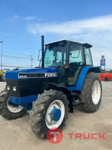 FORD 6640 รถไถ นำเข้าจากญี่ปุ่น สภาพพร้อมใช้งาน โทร 089-0080077,089-0050007,086-0044333,065-8844400 www.sangenjp.com www.nmc99.com