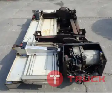 ลิฟท์ท้าย ติดรถบรรทุก 6ล้อ ขนาดกลาง เช่น ISUZU NPR NQR HINO FC FJ สภาพสวย อุปกรณ์ครบ ระบบใช้งานได้สมบูรณ์ พื้น อลูมิเนียม มือ 2นำเข้า ราคา 18,000บาท โทร : 094-7899445 LINE : @KT2Hand