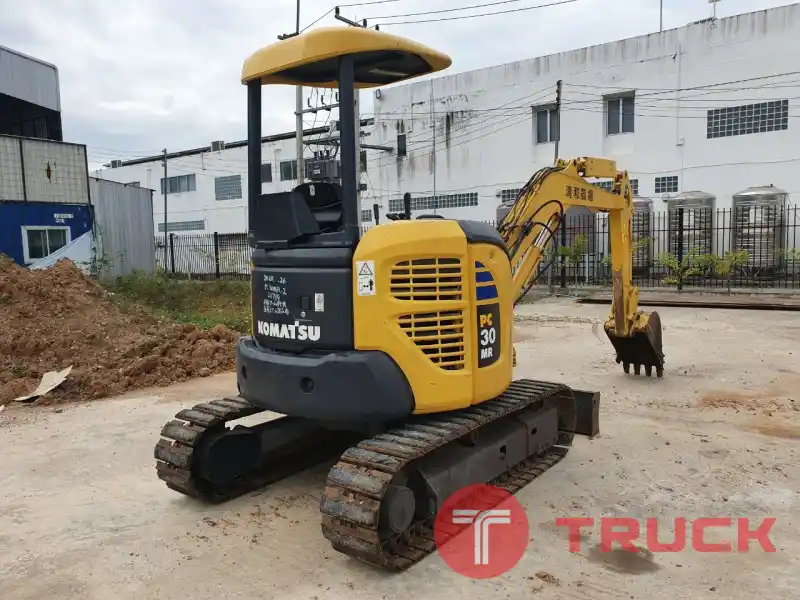 รถขุดมือสอง KOMATSU PC30MR-2 พร้อมใช้งานนำเข้าจากญี่ปุ่น ใช้งานมาน้อยรถสวยมาก