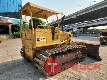 รถแทรคเตอร์ CAT D3B พร้อมใช้งาน นำเข้าจากญี่ปุ่น ไม่เคยใช้ในไทย