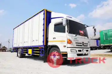 หกล้อตู้สิบบาน HINO QDR 500 212 แรงม้า ปี 57