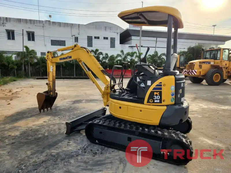 รถขุดมือสอง KOMATSU PC27MR-2 ขนาดเท่ากับ PC30MR รถสวยใช้งานมาน้อย นำเข้าจากญี่ปุ่น