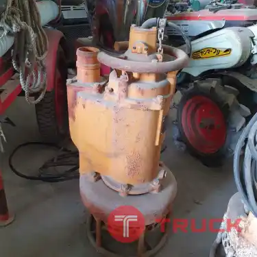 ปั้มน้ำเก่าญี่ปุ่น